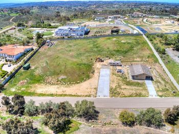 16592 Artesian Hills Ct