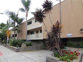 4637 Park