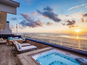 2050 Ocean Front