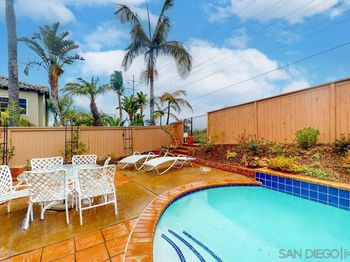 863 Starflower Rd