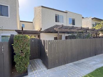 9595 Easter Way