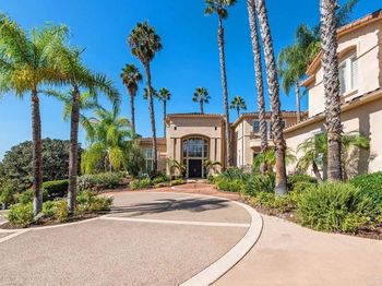 7345 Vista Rancho Ct