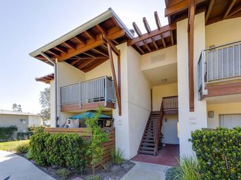 1650 S El Camino Real