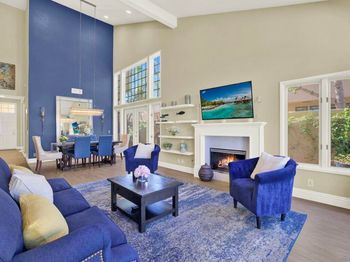 3623 Paseo Vista Famosa