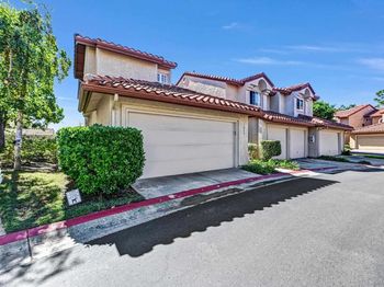 3829 Creststone Pl