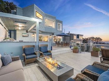2122 Del Mar Heights