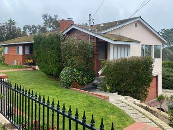 557 Canyon Dr