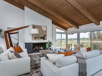 5458 Avenida Maravillas