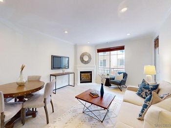 12376 Carmel Country Rd
