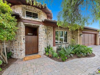 825 Gonzales Street