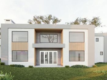 890 Capri Rd