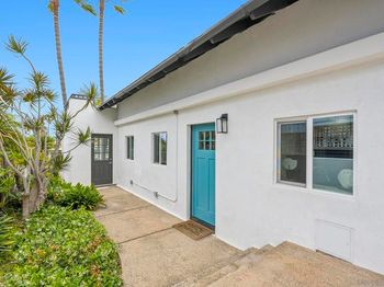 215 Granados Ave