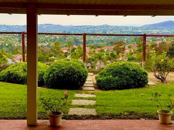 1633 Willowspring Drive North