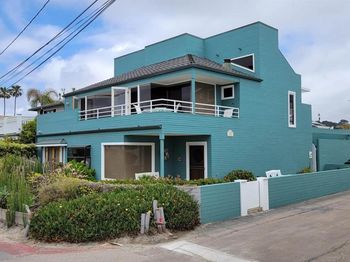 2525 Ocean Front