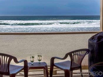 3755 Ocean Front Walk