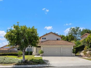 1525 Avenida Andante