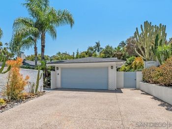 2841 Cacatua St