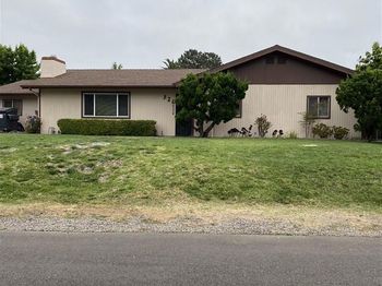 526 Seabright Lane