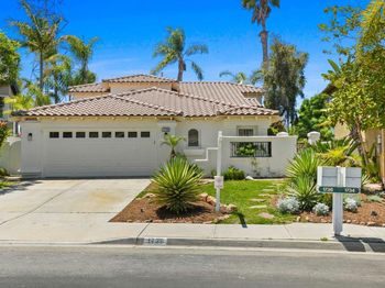 1736 Blackbird Circle