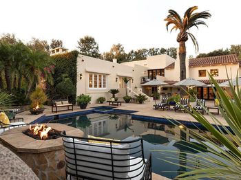 6977 Las Colinas