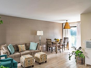 1275 River Vista Row