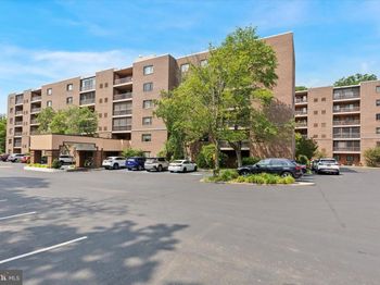 1219 Wynnewood