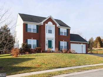 1317 Huntley