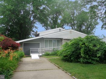 1535 Pleasant