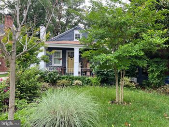 6529 Halleck