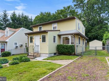 1557 Fairview