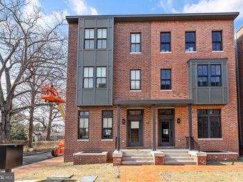 113 Thornton