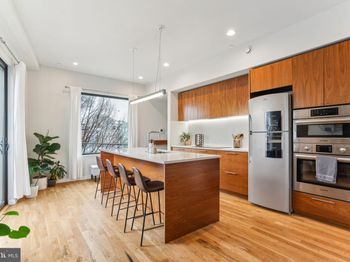1744 Folsom