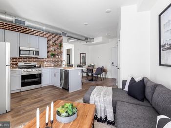 2401 Frankford