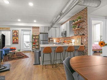 2401 Frankford