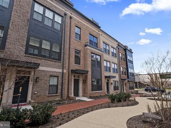 1211 Northside Park Blvd