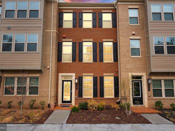 3722 Mclean