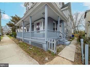 415 E Main