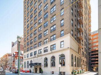 1324 Locust
