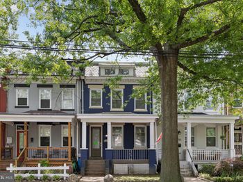 1208 Shepherd