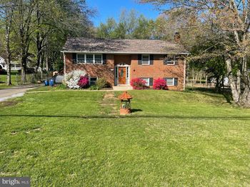 8623 Hawkins Creamery