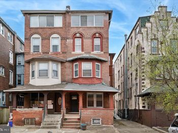 4518 Walnut