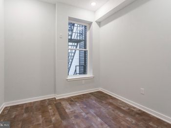 1318 Broad