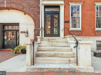 1016 Spruce