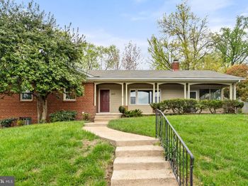 6877 Washington