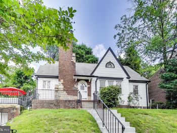 2206 Cheverly