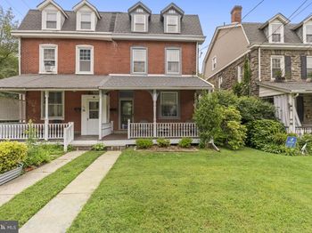 33 Waverly
