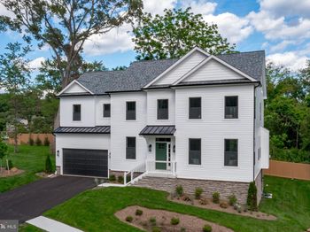 Lot 2 Stratford