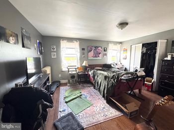 2228 Fairmount