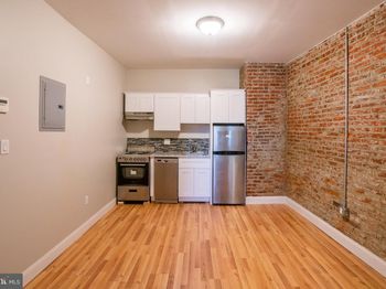 1126 Passyunk