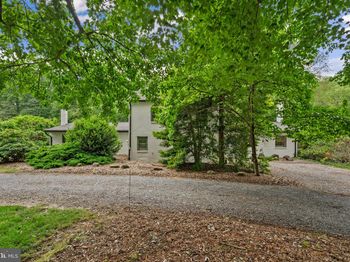 15708 Thompson